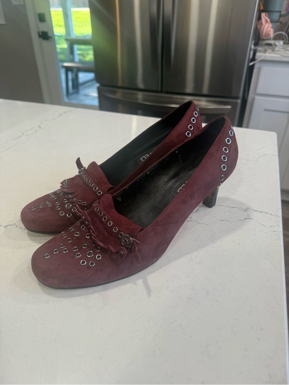 Vaneli Burgundy Suede Grommet Fringe Round Toe Pumps Women's 10M